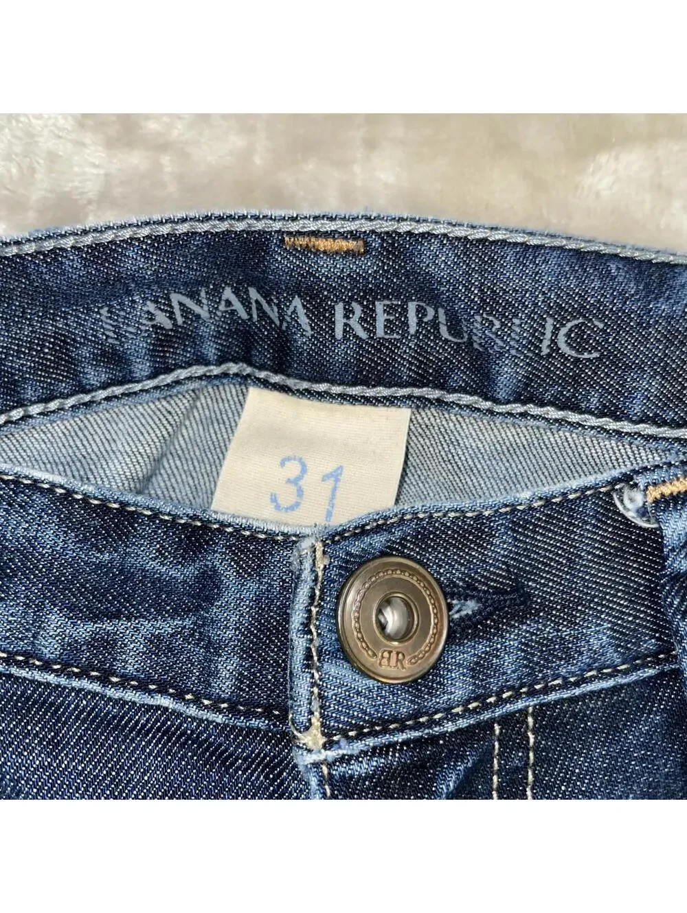 Banana Republic measurements are
